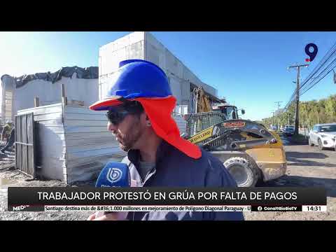 Trabajador protestó en grúa por falta de pagos en las obras del CESFAM Talcahuano Sur