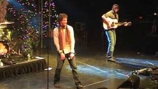 Carbon Leaf- Torn To Tattered (Holiday Version)