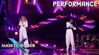 Rumer Willis &amp; Michelle Williams sing “A Natural Woman” | THE MASKED SINGER | SEASON 10