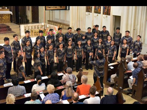 VOCA ERUDITA Student Choir of Sebelas Maret University - Die Himmel erzählen die Ehre Gottes