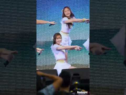 [FANCAM 4K] PupeBNK48 SayonaraCraw @Central Nakhon Si 210822
