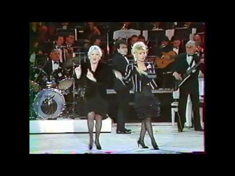 Line Renaud & Annie Cordy 1989 au casino de Paris. Chor: Cl. Walker assistée de Th.Walker & E. King