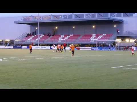 2014 12 13 VVdemeern F1 - UVV F1 1e helft bekerwedstrijd