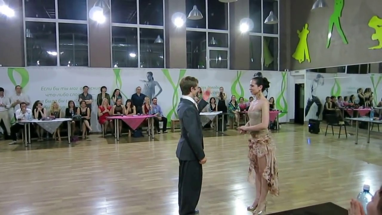 Elena Sergienko & Rodion Khramutichev, milonga "La Cicatriz" Juan D'Arienzo, April 2014, Novosibirsk
