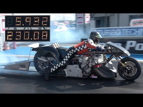 1000+ BHP TOP FUEL BIKES AT SANTA POD RACEWAY - NATIONAL FINALS