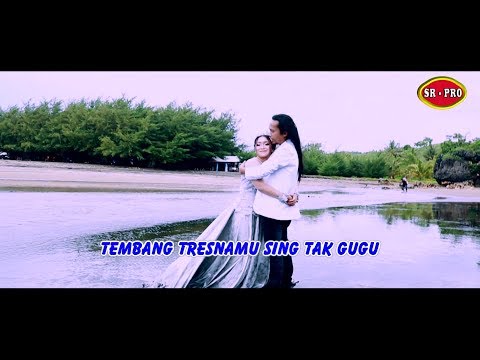 Melita - Tresnomu Dadi Kenangan | Dangdut (Official Music Video)