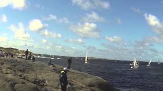 Tjörn runt 2013 grundstötningar vid björholmen