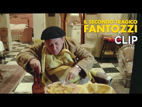 Il secondo tragico Fantozzi - Clip "Frittatona di cipolle"