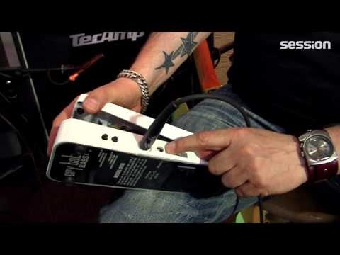 DUNLOP GCB-105 Q Bass Crybaby