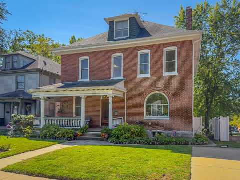 504 W 5th St