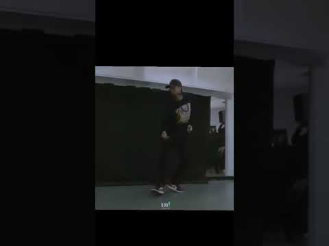 les twins dancing afrobeat Monalisa by Lojay!