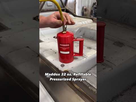 Maddox 32 oz. Refillable Pressurized Sprayer | Harbor Freight #shorts