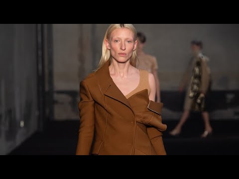 N21 by ALESSANDRO DELL'ACQUA WOMEN'S FALL WINTER 2019 | #fashionshow