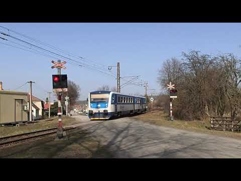 Železniční přejezd Roudná