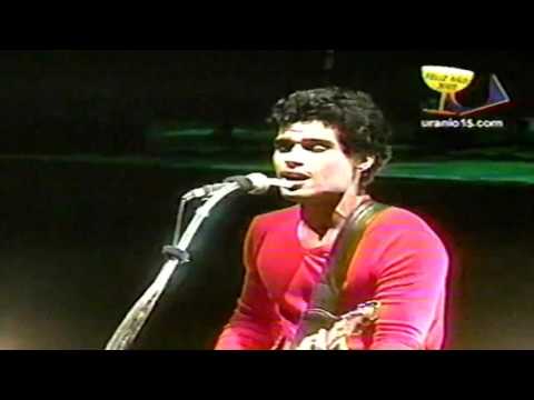 Los globos del cielo- Pedro Suárez Vértiz - Lawn Tennis 2001