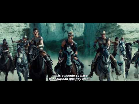 Wonder Woman (International TV Spot 'Defend')