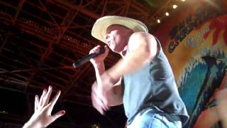 Kenny Chesney - I Go Back Seattle HD Sandbar Live