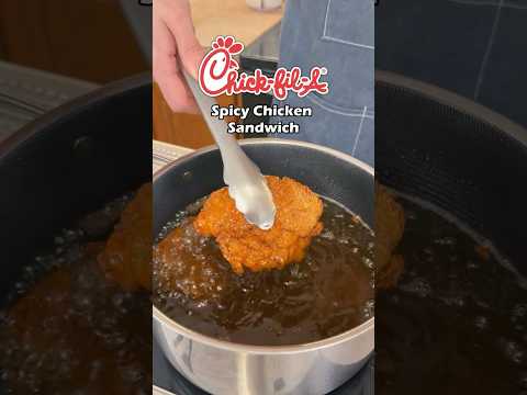 Ex Chick-fil-A Employee Reveals Spicy Sandwich Secret