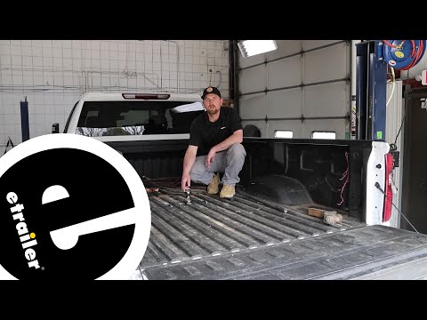 Mount: Curt Custom Underbed OEM-Style Gooseneck Trailer Hitch on a 2023 Chevrolet Silverado 2500
