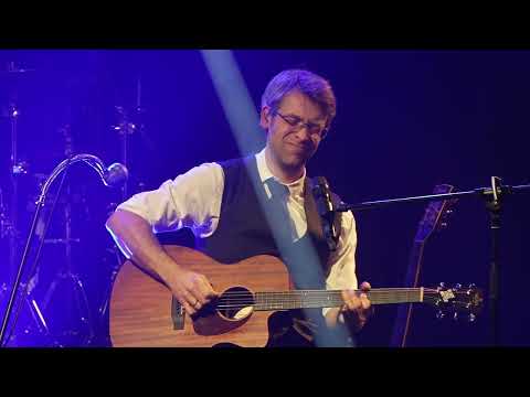 HUEBNOTIX - Long black road