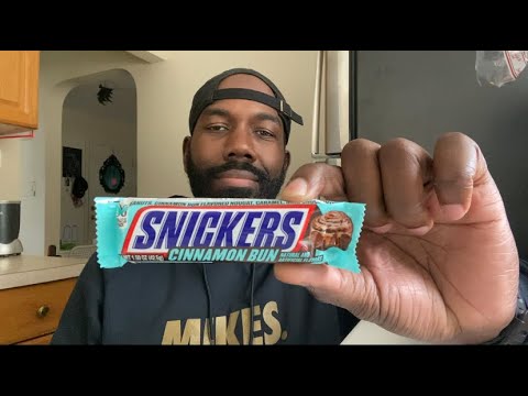 Cinnamon Bun Snickers w/ El Snacko