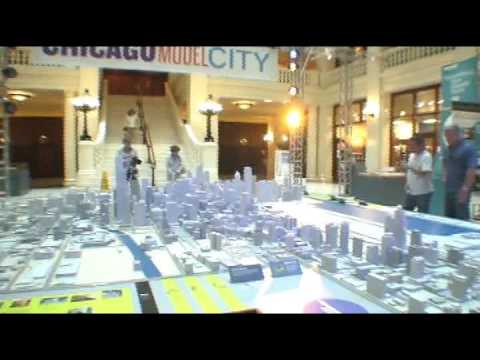 Touring Chicago on a miniature scale