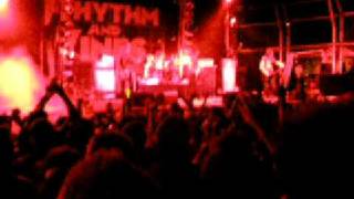 The Datsuns - Harmonic Generator&#39; live at R&amp;V