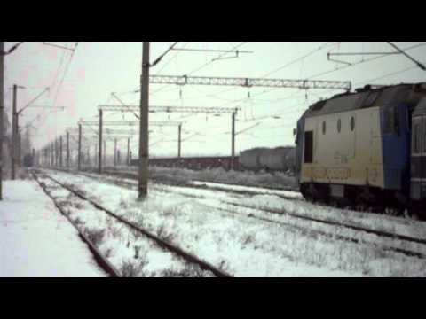 Cruce in statia CF Mogosoaia intre IC 571 si P 7034, 07.01.2011