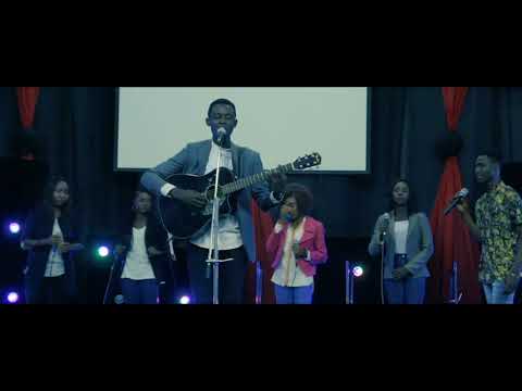 E-Daniels and The Limitless crew - Chant By Kaestrings (Live)