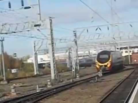 1D83 London Euston - Holyhead 57313 + 390009 Leaving Crewe 10th November 2012