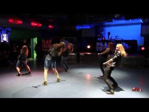 "Skyfall" @ «KEEP THE BEAT» 2013 - BLOCK B - NILLILI MAMBO