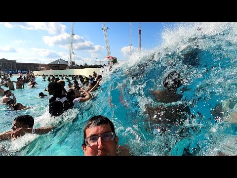 big and powerful wave of Poseidon's Rage at Mt. Olympus Water and Theme Park (August 17th, 2021)