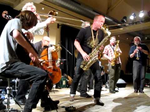 Peter Brötzmann Chicago Tentet +1, live in Wuppertal, 2011-04-23