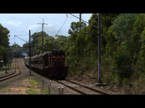 THNSW 4520 & FL220 - Gymea - 13th December 2014