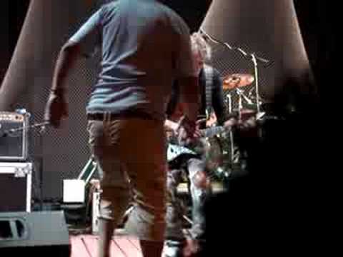 Ricky Portera interrotto durante la sua esibizione_16-08-08