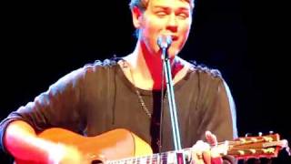 Brian McFadden - Mr Alien live acoustic