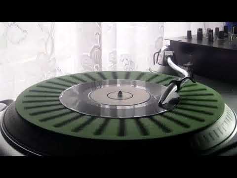 The Stranglers - No More Heroes (United Artists).