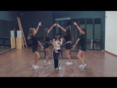 [mirrored] CHUNG HA - Love U Dance Practice