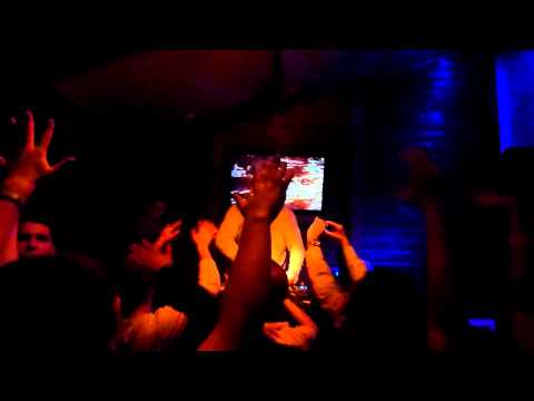 Antoos live Coronita 2011.10.31 Tau-Angels Crying