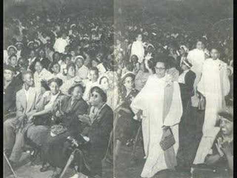 Clara Ward Singers- Packin Up