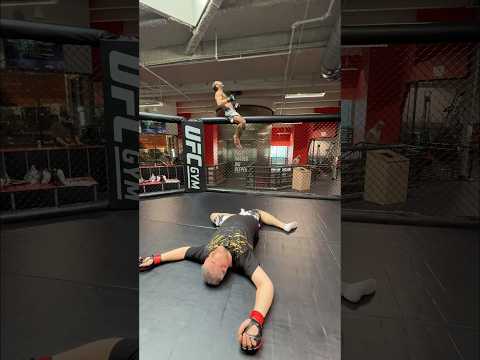 UFC: Albert x Blake ​⁠@patrickzeinali ​⁠@Blakethebilder