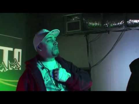 Tonik Obiektiv  - Pregatit...  @ Club Fabrica (Live)