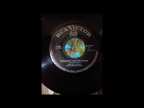 Mavis John  -  "Stranger On The Shore"