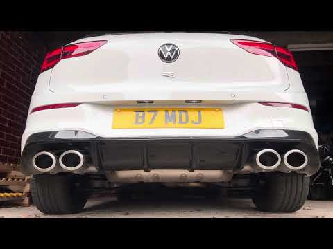 Volkswagen VW MK8 Golf R stock exhaust start up and rev revving Race Mode