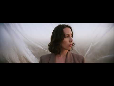 Anna Hauss - When We Get To Know Each Other (Official Video)