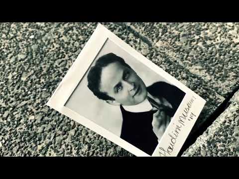 Houdinis Last Trick (Gimmicks and Online Instructions) by Peter Eggink