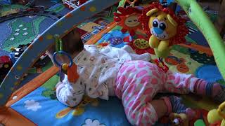 Beata uczy się raczkować 14-10-2018