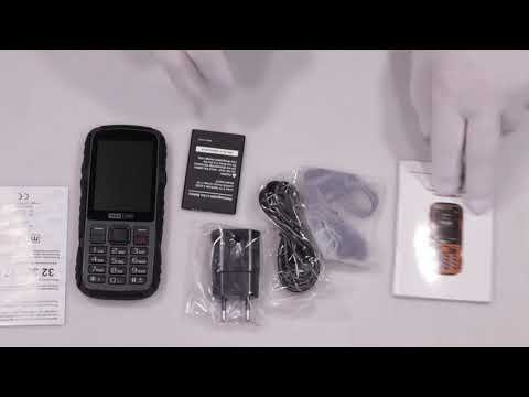 Unboxing Maxcom GSM Phone Strong MM920