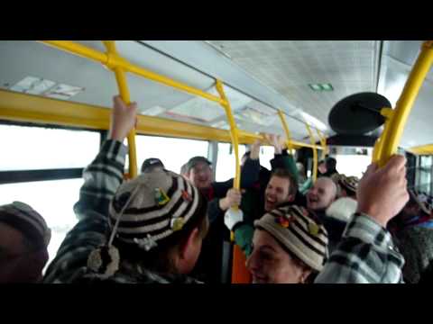 Reblandhexen bei der Busfahrt