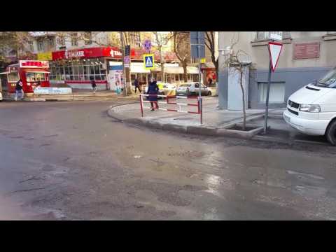 Дороги в Бельцах, перекресток Индепенденций и Пушкина